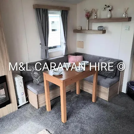 Camping Blue Dolphin Gristhorpe